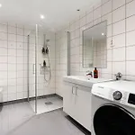 Beautiful With Seaview Apartment
