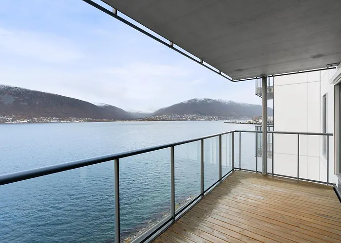 Beautiful With Seaview Appartement Tromsø
