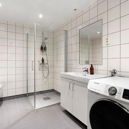 Beautiful With Seaview Apartment